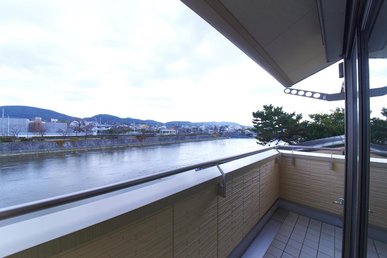 Kyoto River Side Modern House Екстер'єр фото
